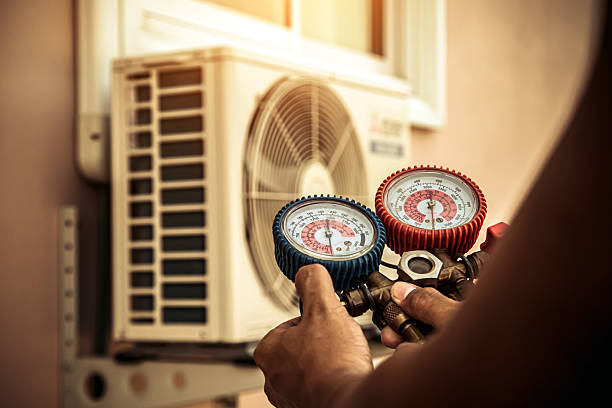 Professional Hvac technician working in Delmar, NY